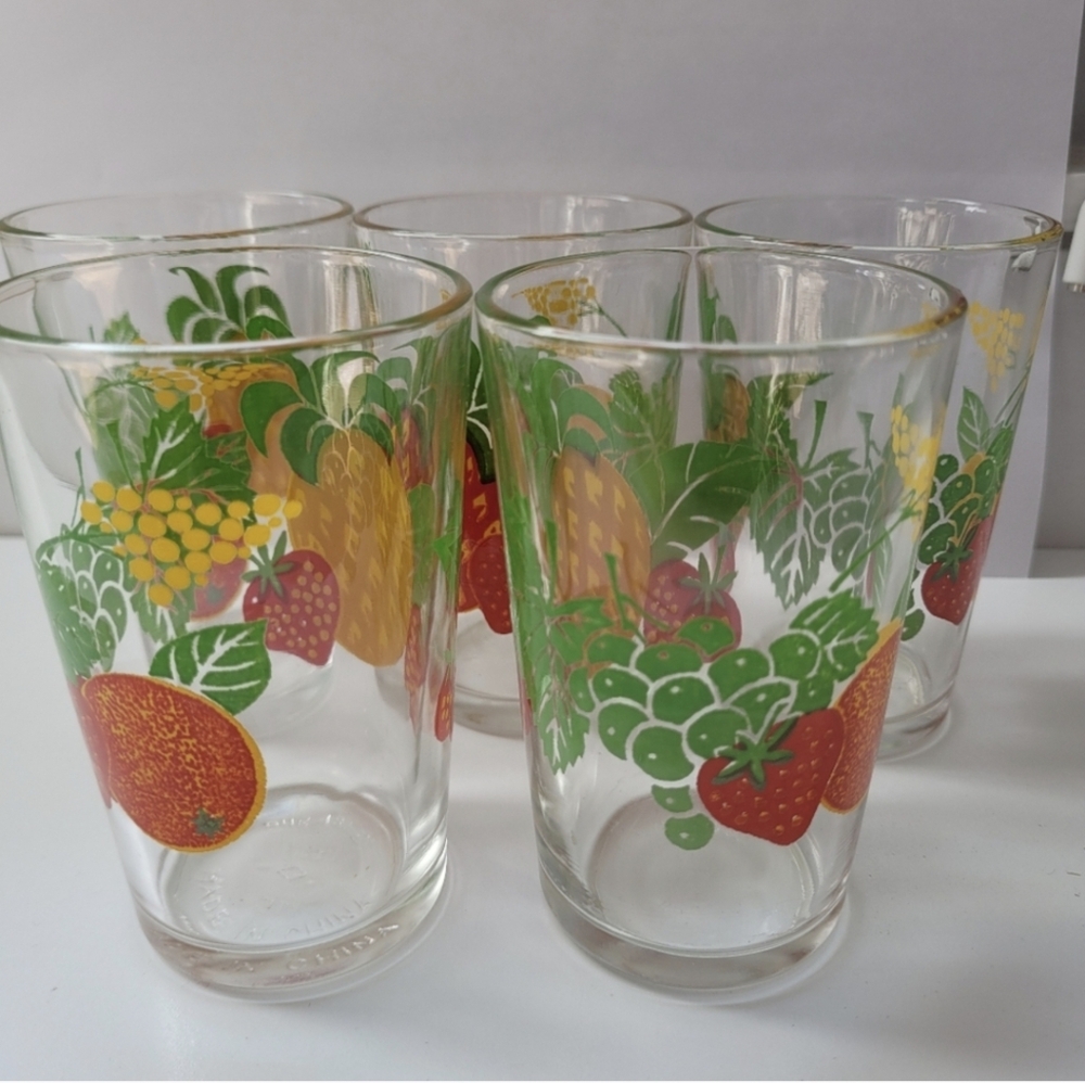 5 Vintage Juice Glasses